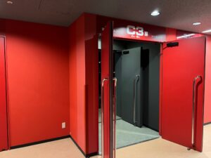 Kanadevia Hall客席入口付近の様子