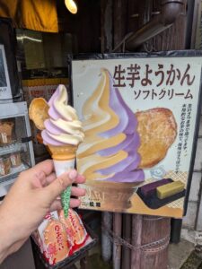 川越の生芋ようかんソフトクリーム