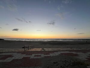 日没後の象潟海岸