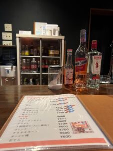 Casual Bar Y'sの店内